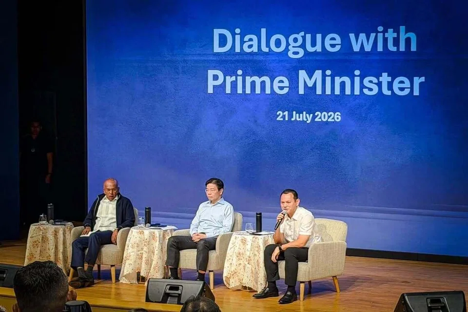 Pandangan dan kebimbangan beberapa pemimpin masyarakat Melayu/Islam telah disampaikan kepada Perdana Menteri, Encik Lawrence Wong (tengah), Pemangku Menteri Bertanggungjawab bagi Ehwal Masyarakat Islam, Encik Zaqy Mohamad (kanan) serta Menteri Penyelaras bagi Keselamatan Negara merangkap Menteri Ehwal Dalam Negeri, Encik K. Shanmugam (kiri) dalam satu sesi dialog pada 21 Julai.