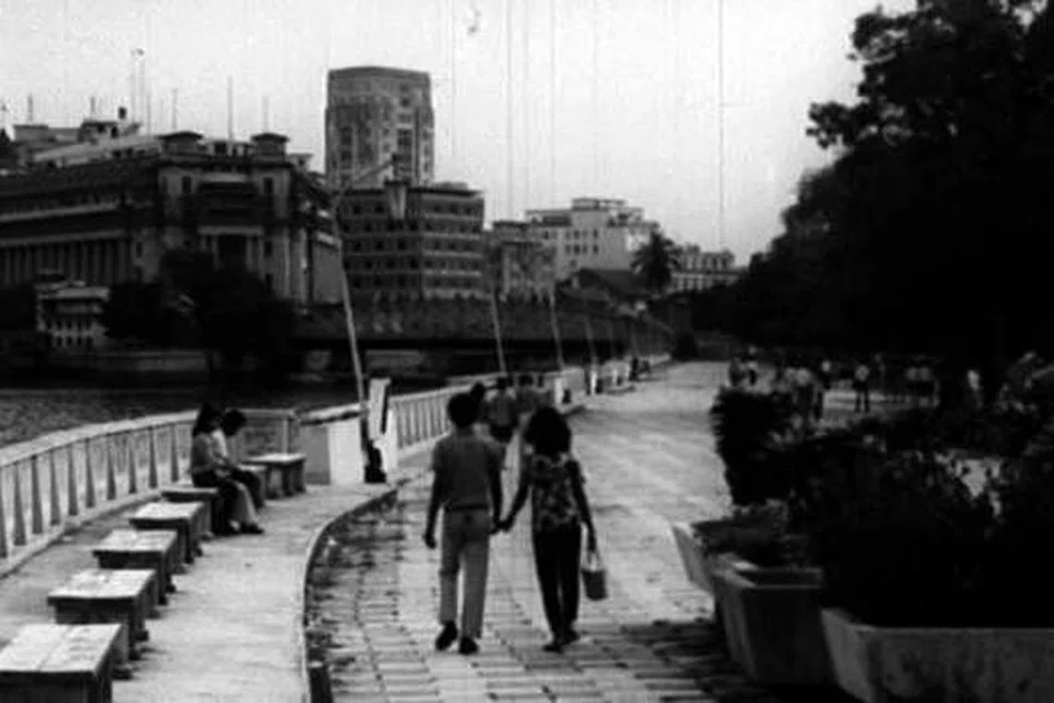 TEMPAT MEMADU KASIH: Filem 'Chinta Kaseh Sayang' arahan Hussain Haniff yang memaparkan jalinan kasih, kecurangan dan kekecewaan telah dirakam di lebih 20 lokasi luaran termasuk Queen Elizabeth Walk ini. 