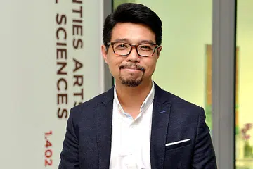 DR NAZRI: Berpendapat bahawa pengajian mata sastera boleh membantu mengasah minda pelajar agar dapat berfikir secara kreatif dan kritis seperti pemikiran seorang penulis novel, biarpun sastera bukan bidang utama mereka. - Foto M.O. SALLEH