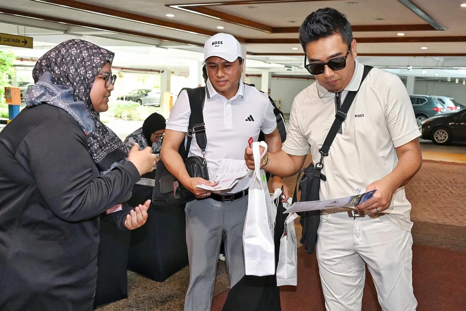 45F5D7F1-3E69-47AD-B6B5-083686505D65