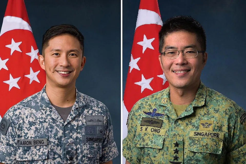 PEMBAHARUAN KEPIMPINAN: LG Melvyn Ong (kanan) akan memberi laluan kepada RADM Aaron Beng (kiri) menjadi Panglima Pasukan Pertahanan (CDF). - Foto-foto MINDEF