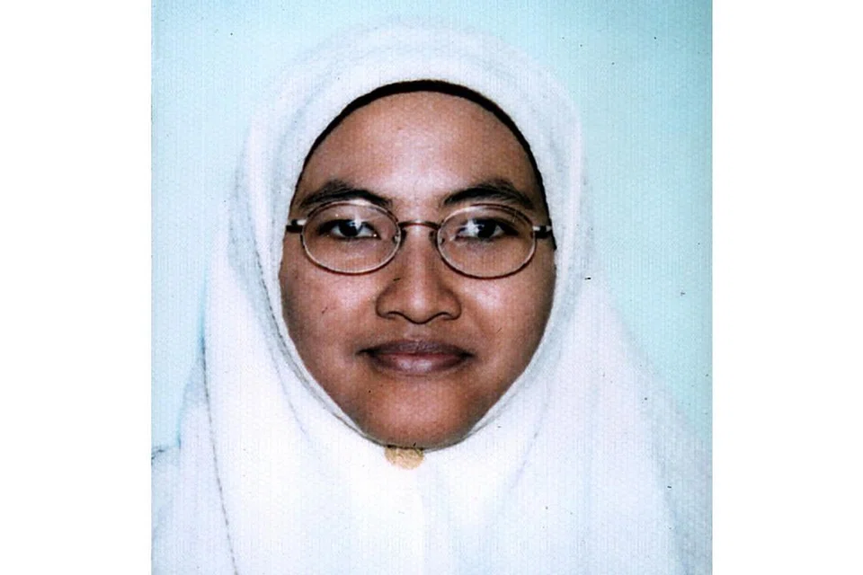 Titi Murni Monir 