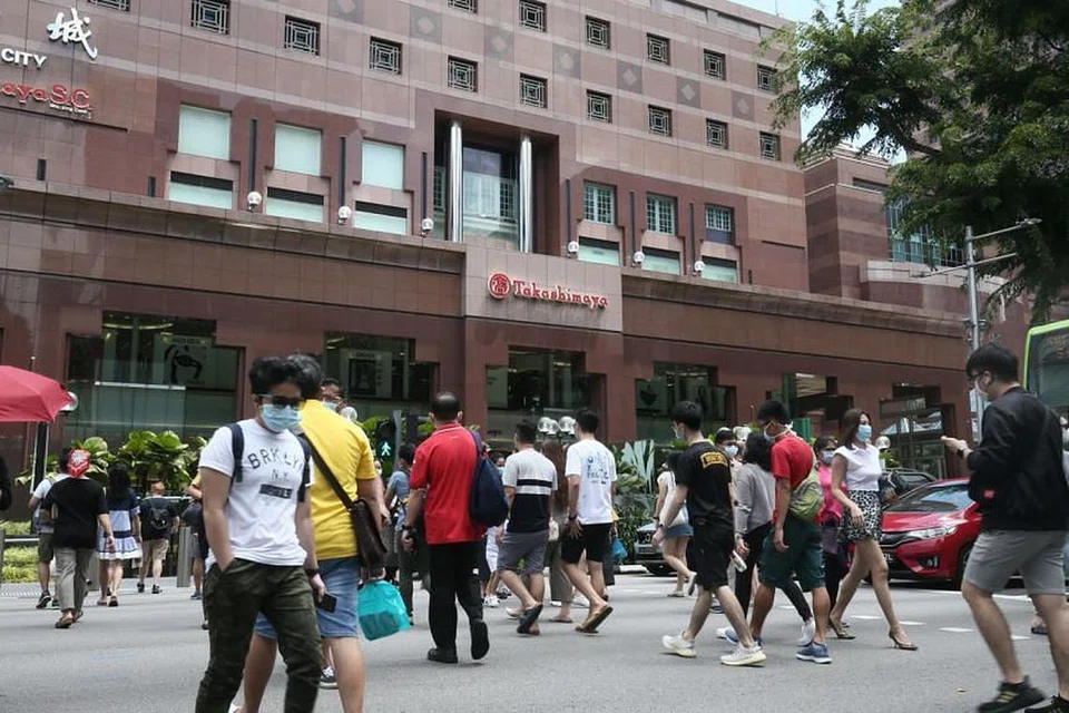 Kes di Takashimaya di Orchard Road itu melibatkan White Knights Security Services.