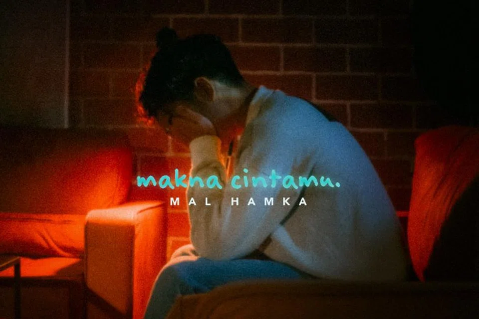 Lagu, Makna Cintamu, oleh Mal Hamka menampilkan vokalnya yang tenang dan mudah didengar berulang kali.