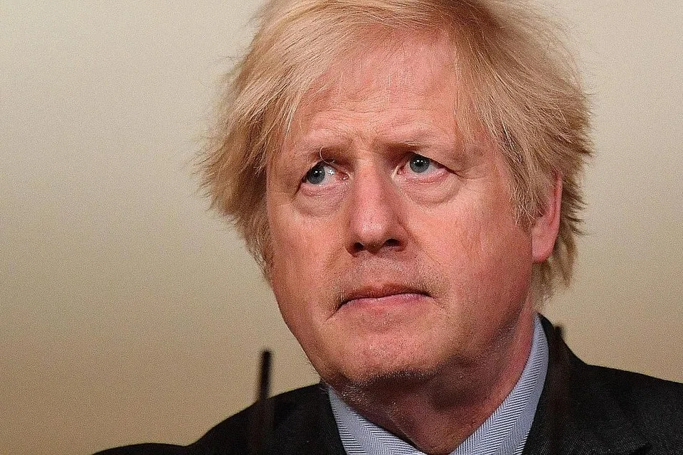 ENCIK BORIS JOHNSON: Mahu Encik Rishi Sunak, mengeksploitasi Brexit dengan mengikut contoh Singapura dari segi cukai yang rendah dan peraturan yang mudah. 
