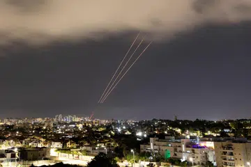 Sistem antipeluru berpandu Israel diaktifkan selepas Iran melancarkan serangan peluru berpandu dan dron ke atas Israel  pada malam 13 April.