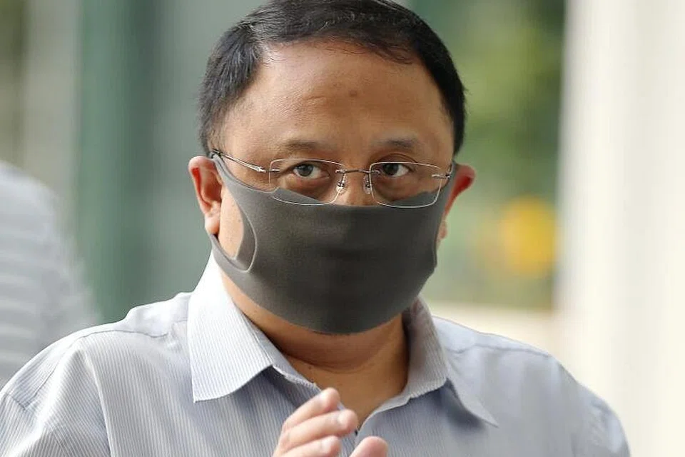 DIDAKWA ADAKAN PERHIMPUNAN AWAM TANPA PERMIT: Pendakwah bebas Fahrorazi Sohoi didakwa di bawah Akta Ketenteraman Awam atas kesalahan mengadakan perhimpunan awam tanpa permit. - Foto WONG KWAI CHOW