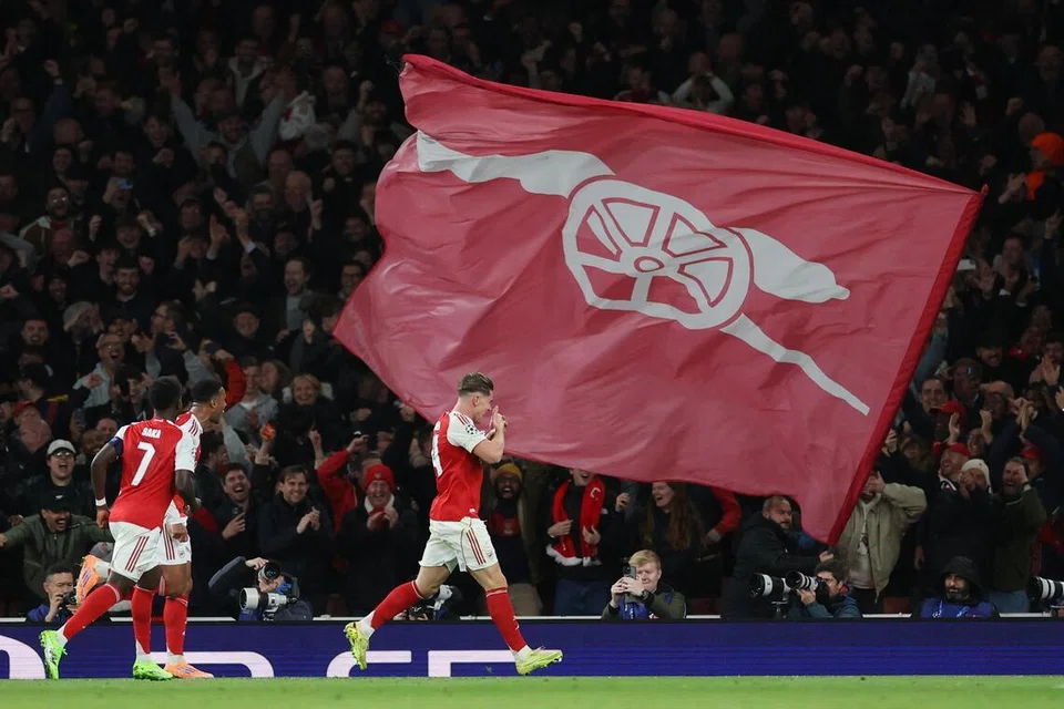 Viktor Gyokeres meraikan gol keempat Arsenal yang dijaringkannya semasa menentang Atletico Madrid di Stadium Emirates pada 21 Oktober 2025.