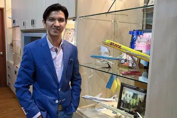 ENCIK MOHAMAD HOSNI: Mahu ikut jejak datuknya yang tidak pernah duduk diam dan selalu menimba ilmu serta tidak suka membuang masa. - Foto NAZRY MOKHTAR