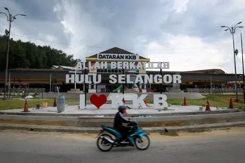 Pertandingan hebat dijangka dalam pilihan raya kecil di  kerusi Dewan Undangan Negeri (DUN) Kuala Kubu Bharu, Hulu Selangor.