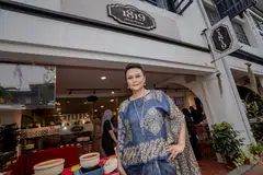TEROKA NIAGA DI SINGAPURA: Datuk Khadijah Ibrahim telah berkolaborasi dengan restoran 1819 di Boat Quay selama enam bulan dan berakhir pada 15 Oktober lalu.
