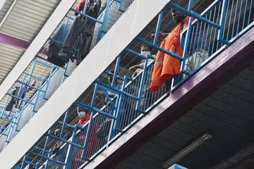 KES DORMITORI: Satu kes Covid-19 melibatkan penduduk dormitori dikesan pada Selasa (20 April). - Foto FAIL
