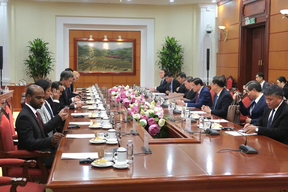 Parti Tindakan Rakyat (PAP) menghantar delegasi seramai 15 orang ke Vietnam atas jemputan Parti Komunis Vietnam (CPV) dalam satu lawatan pembelajaran bagi mengukuhkan hubungan antara kedua-dua parti.
