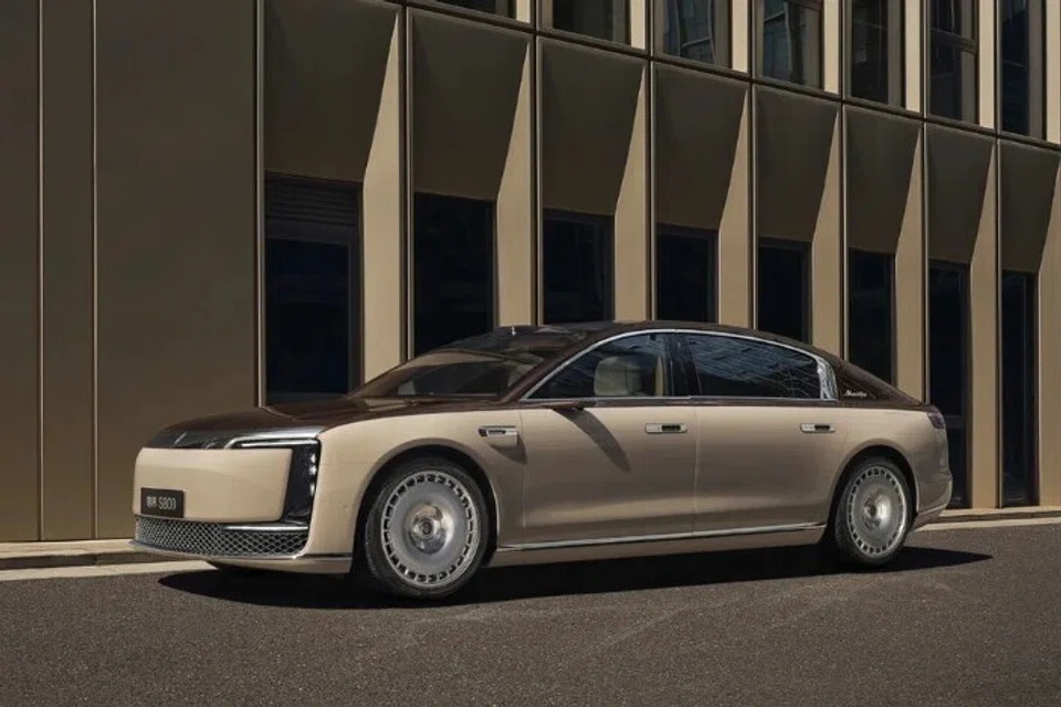 luxury car, Huawei, Maextro