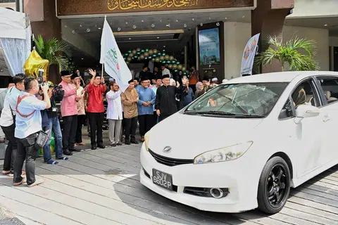salamSG gives, faishal ibrahim, masjid yusof ishak