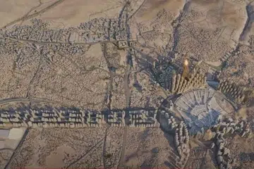 Kurang sebulan selepas menyambut Hari Kebangsaan ke-95, Arab Saudi mendedahkan butiran lanjut projek Gerbang Raja Salman, pembangunan pelbagai guna seluas 12 juta meter persegi yang terletak bersebelahan Masjidil Haram di Makkah.