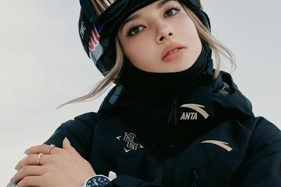 BAKAT MENYERLAH: Pada usia yang begitu muda, Eileen Gu sudah pun berjaya memenangi pingat emas Sukan Olimpik, dan kini meletakkan sasaran lebih tinggi dalam kerjayanya. 