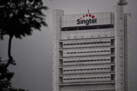 Difahamkan maklumat yang dimuat naik itu berkait dengan data yang dicuri yang pada asalnya disimpan dalam sistem alat pemindahan fail (FTA) Accellion yang digunakan oleh Singtel.
