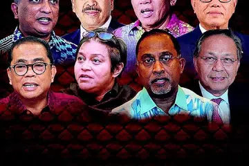 BARISAN CALON NAIB PRESIDEN UMNO: (Barisan atas dari kiri) Datuk Seri Reezal Merican Naina Merican; Datuk Seri Johari Abdul Ghani; Datuk Seri Mahdzir Khalid; dan, Datuk Seri Wan Rosdy Wan Ismail. (Barisan bawah dari kiri) Datuk Seri Mohammed Khaled Nordin; Datuk Seri Azalina Othman Said; Datuk Seri Zambry Abdul Kadir; dan Datuk Hasni Mohammad. - Foto BHM
