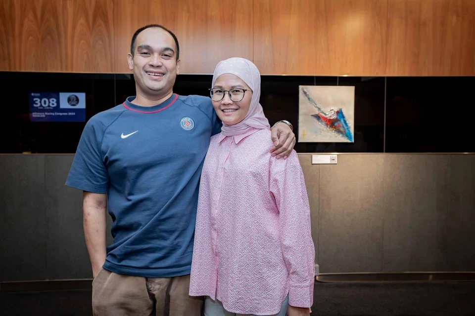 Encik Muhammad Fadzli Ab Majid dan isterinya, Cik Nur Huda Abdul Rahman, berkata perbincangan anggota panel membantu mereka bermuhasabah tentang perjalananan mereka sebagai ibu bapa. 