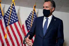 SETUJU HUKUM TRUMP: Senator Mitt Romney dari Utah, satu-satunya Republikan yang memilih untuk menghukum Encik Trump kerana beliau percaya mantan presiden itu telah melakukan salah laku semasa menyandang jawatan presiden AS. - Foto REUTERS