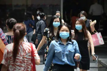 KEKALKAN KERJA SEMASA PANDEMIK: Lebih 140,000 majikan akan menerima lebih $5.5 bilion menerusi Skim Sokongan Pekerjaan dari 29 Oktober bagi membantu mereka kekalkan pekerja semasa pandemik Covid-19 ini. - Foto FAIL