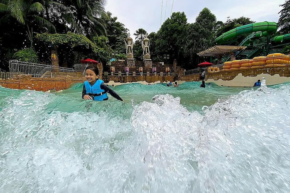 ADVENTURE COVE WATERPARK. - Foto BH oleh EDDINO ABDUL HADI