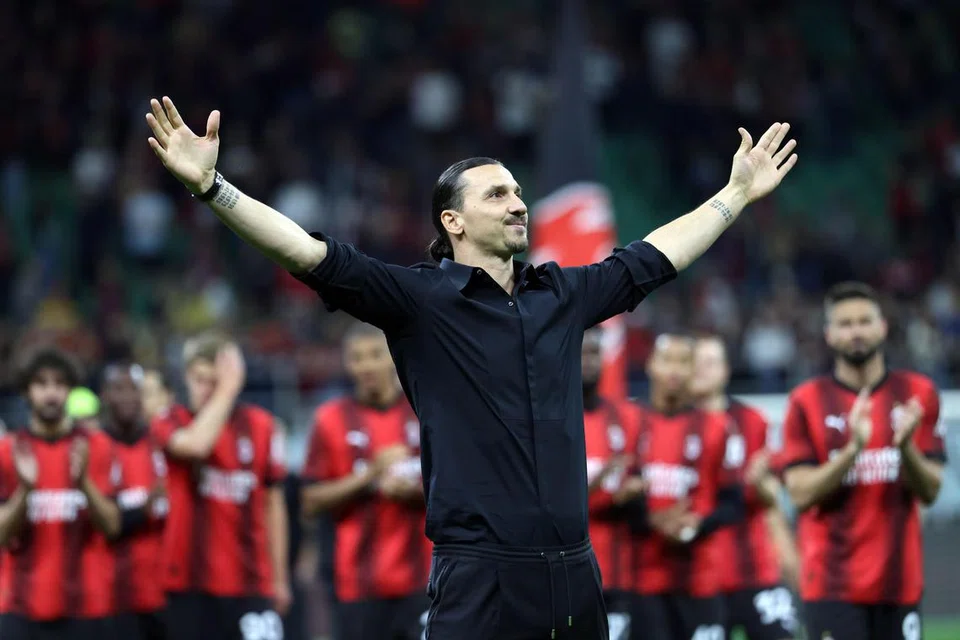 AKHIRI KERJAYA: Pemain AC Milan, Zlatan Ibrahimovic, mengumumkan persaraannya dengan penuh emosi.