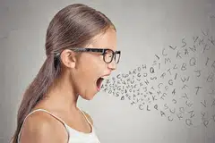 CARA LUAH EMOSI: Kanak-kanak menggunakan kata-kata kesat kerana mereka mahu melahirkan emosi mereka dan tidak tahu kekata yang sesuai untuk menggambarkan emosi mereka. - Foto hiasan ISTOCKPHOTO