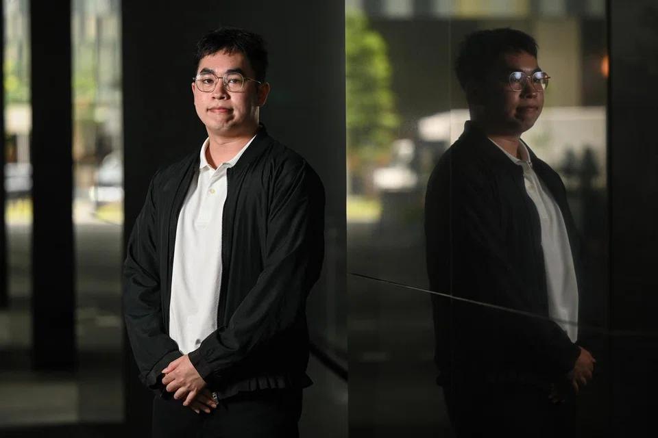 Prospek kerja, Graduan institusi privet, S’pura