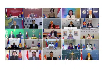 PERBINCANGAN UNTUK PULIH BERSAMA: Perbincangan Menteri Kewangan negara Asean serta Gabenor Bank yang diadakan secara maya meninjau cara pulih bersama daripada pandemik Covid-19 dan bersedia bagi krisis akan datang. - Foto HENG SWEE KEAT/FACEBOOK