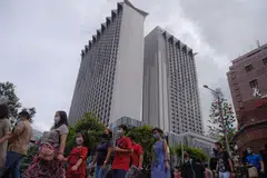 Kini terdapat 11 kakitangan Mandarin Orchard yang disahkan positif sehingga 21 Disember 2020. - 