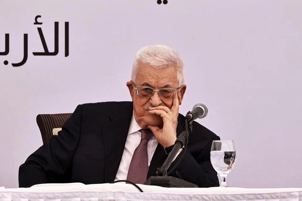 (Foto Fail) Presiden Palestin, Mahmoud Abbas, dalam satu wawancara yang jarang doberikan kepada media israel menyatakan harapan supaya keamanan akan terus berkekalan antara rakyat Palestin dan Israel susulan termeterainya perjanjian gencatan senjata di Gaza