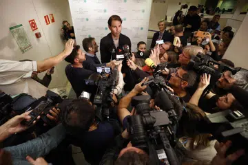 REHAT PANJANG: Rafael Nadal (tengah) tidak bermain sejak Januari 2023 akibat kecederaan pinggul tetapi akan kembali beraksi di Brisbane pada awal 2024.
