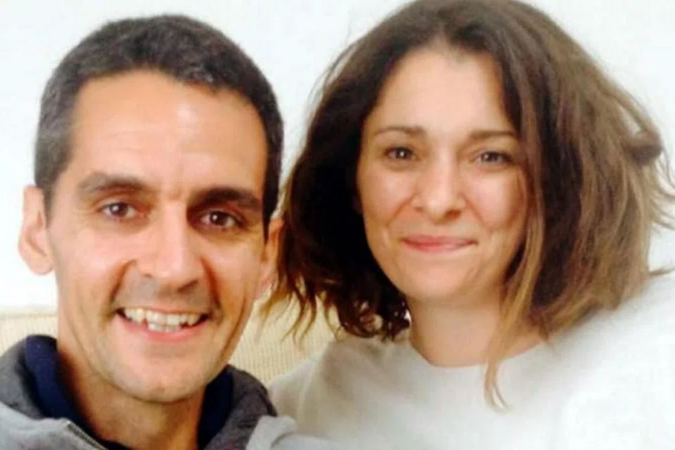 BARU SAMBUT KELAHIRAN: Encik Osman dan isterinya, Cik Aurelie, baru menyambut kelahiran anak kedua mereka pada 27 April lalu sebelum Encik Osman menaiki pesawar EgyptAir untuk bertugas di Mesir. - Foto ATHENA