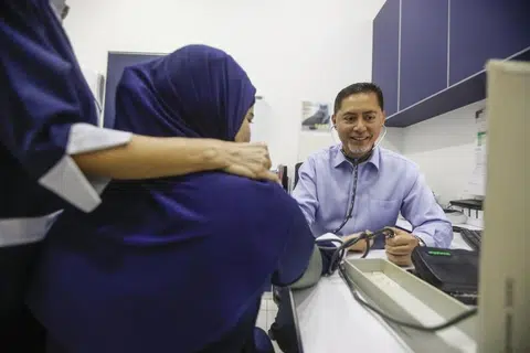 AI kesihatan, kencing manis, kolesterol tinggi