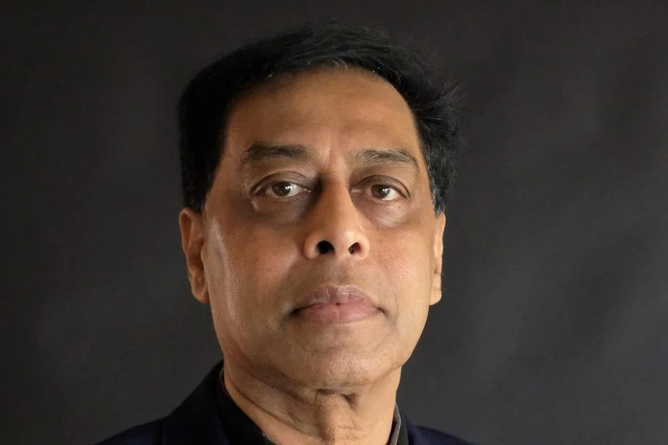 ENCIK ABDUL HALIM KADER: Presiden Taman Bacaan Pemuda Pemudi Melayu Singapura. 