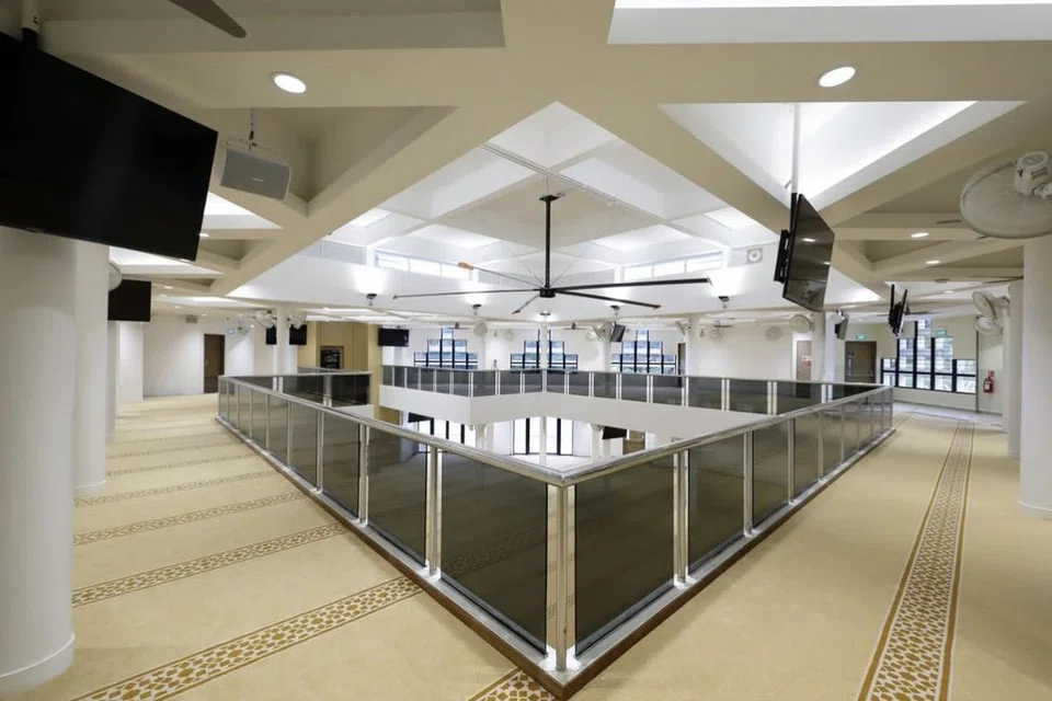 Masjid Darul Makmur, dibuka semula, Aidiladha 