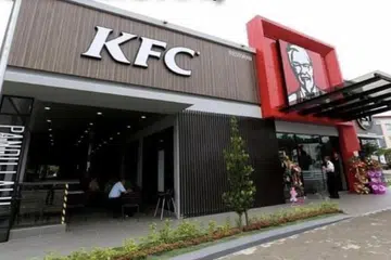Dianggarkan lebih 100 restoran francais Kentucky Fried Chicken (KFC) di Malaysia ditutup ekoran kempen boikot yang giat dijalankan sejak Oktober 2023 susulan konflik Israel-Palestin.