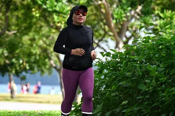 BERPENGALAMAN LUAS: Cik Samsidah Samson sertai acara separuh maraton di Australia pada Julai dan mahu sertai maraton di Jepun. 