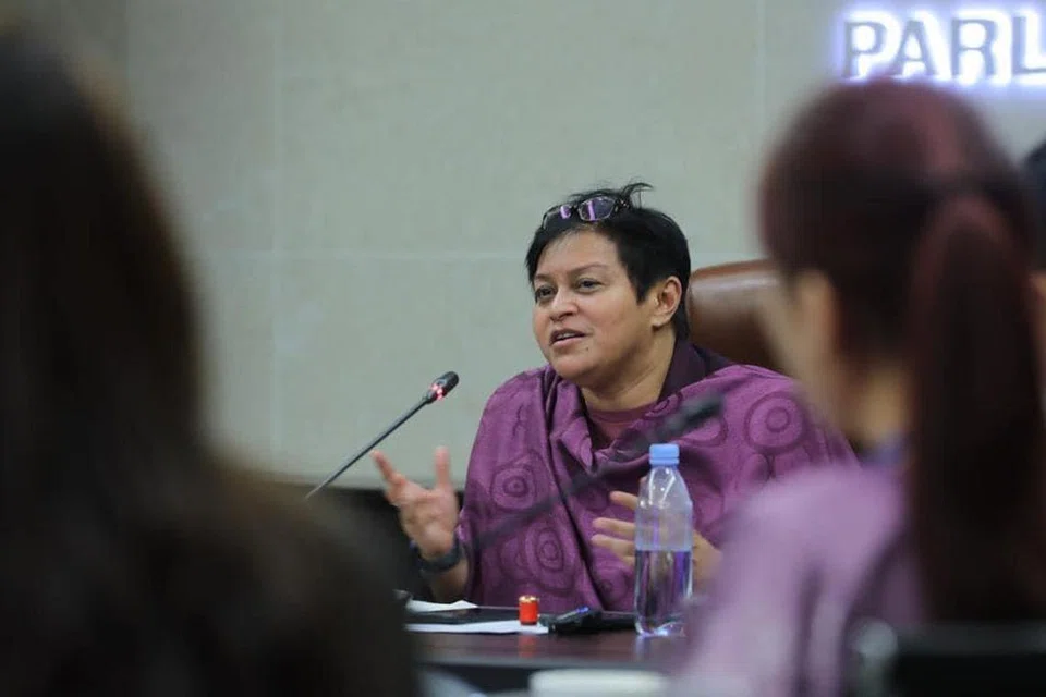 PENDIRIAN DEMOKRASI: Menteri di Jabatan Perdana Menteri (Undang-Undang dan Reformasi Institusi), Datuk Seri Azalina Othman Said, menegaskan Malaysia belum bercadang mewajibkan rakyat keluar mengundi.