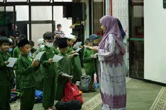 Kelas Asas Bimbingan Agama (KABA) Muhammadiyah menawarkan pendidikan asas Islam untuk pelajar di sekolah sekular.