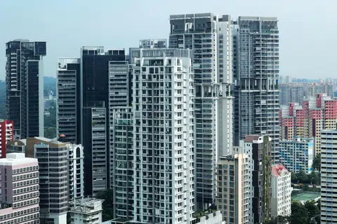 HARGA NAIK SEDIKIT: Harga rumah privet di Singapura naik 0.5 peratus pada suku ketiga tahun ini.
