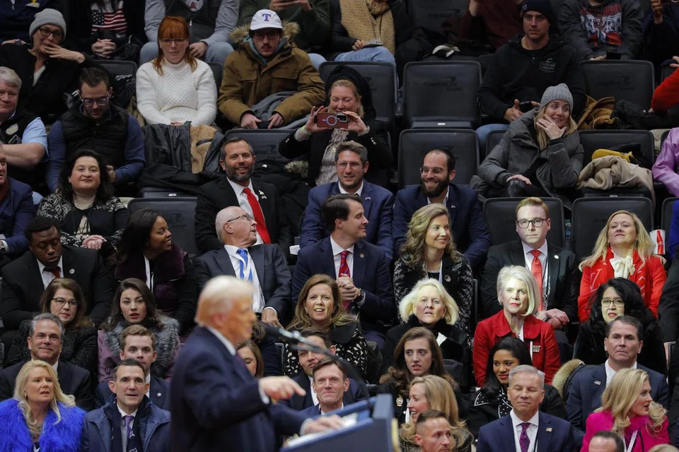 Presiden Amerika Syarikat, Encik Donald Trump, menyampaikan ucapan di Arena Capital One pada hari pelantikan penggal kedua pentadbirannya, di Washington, pada 20 Januari.