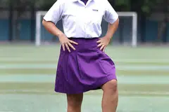 REBUT PELUANG KEEMASAN: Pemain bola sepak kebangsaan, Putri Nur Syaliza Sazali mencipta sejarah sebagai pemain bola sepak wanita pertama di Singapura yang ditawarkan biasiswa olahraga luar negara. Beliau mengambil pengajian pengurusan sukan di Universiti Cumberland di Tennessee, Amerika Syarikat. - Foto FAIL