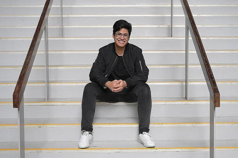 TEATER BERI INSPIRASI: Syed Harris Salim Albar mahu menjadikan menyelitkan mesej penting dalam setiap pementasan teater yang diterbitkannya. - Foto BH oleh NG SOR LUAN