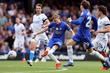 Pemain tengah Chelsea, Cole Palmer, menjaringkan gol keempat pasukannya ketika menentang Brighton & Hove Albion dalam aksi Liga Perdana England (EPL) di Stamford Bridge, London, Britain, pada 30 Ogos 2026.