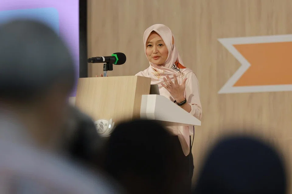 CIK RAHAYU MAHZAM: Berkata adalah penting masyarakat bekerjasama melenyapkan mitos dan stigma berkaitan barah buah dada agar lebih ramai wanita menjalani pemeriksaan kesihatan. 