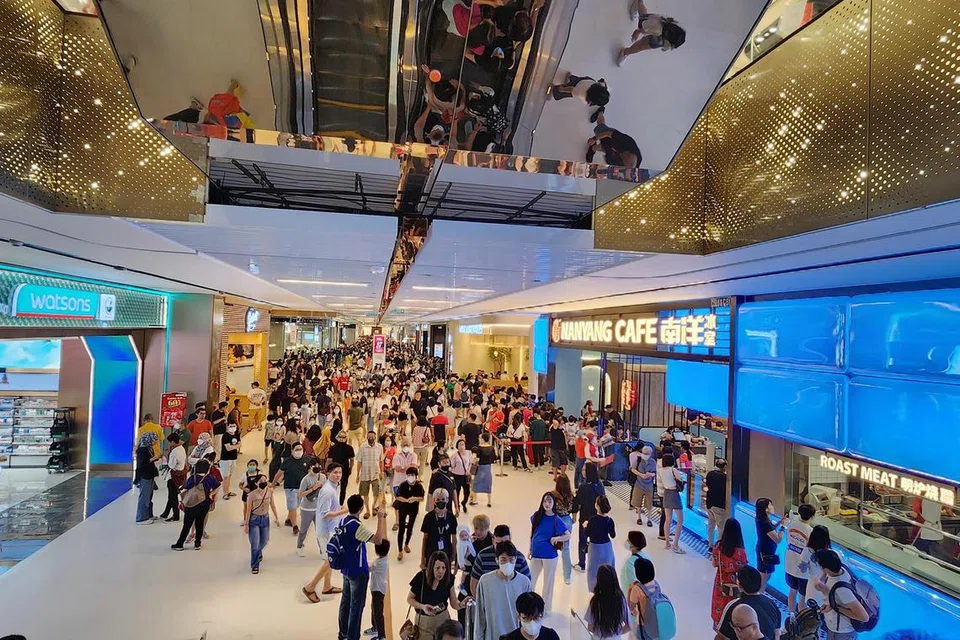 MALAYSIA KIAN MANTAP: Politik yang mantap di Malaysia memberi kesan baik kepada negara itu.