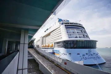 Kapal persiaran Quantum of the Seas milik Royal Caribbean tiba di Singapura pada Rabu (9 Dis). 
